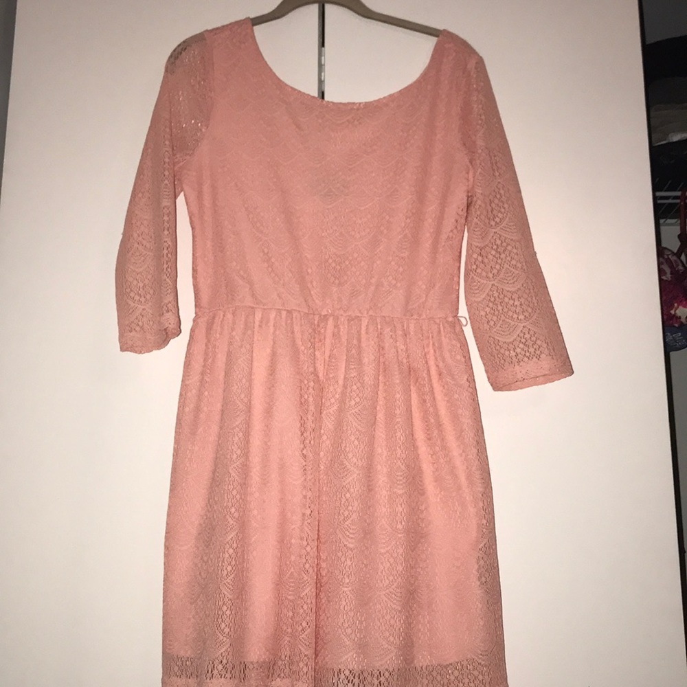 Crochet pink dress with half sleeves